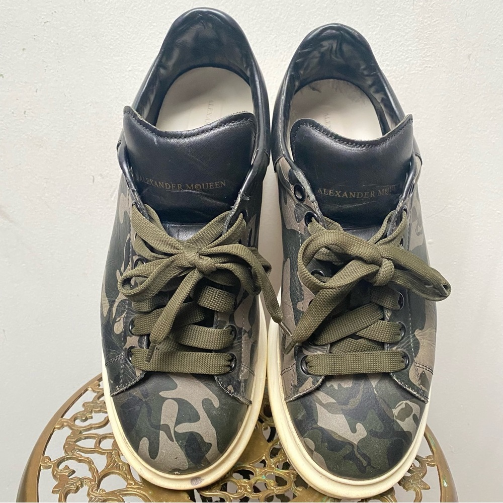 Alexander McQueen Oversized Camo Sneakers - Picture 7 of 14